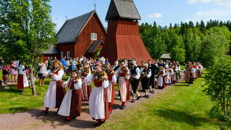 스웨덴의 미드서머 축제